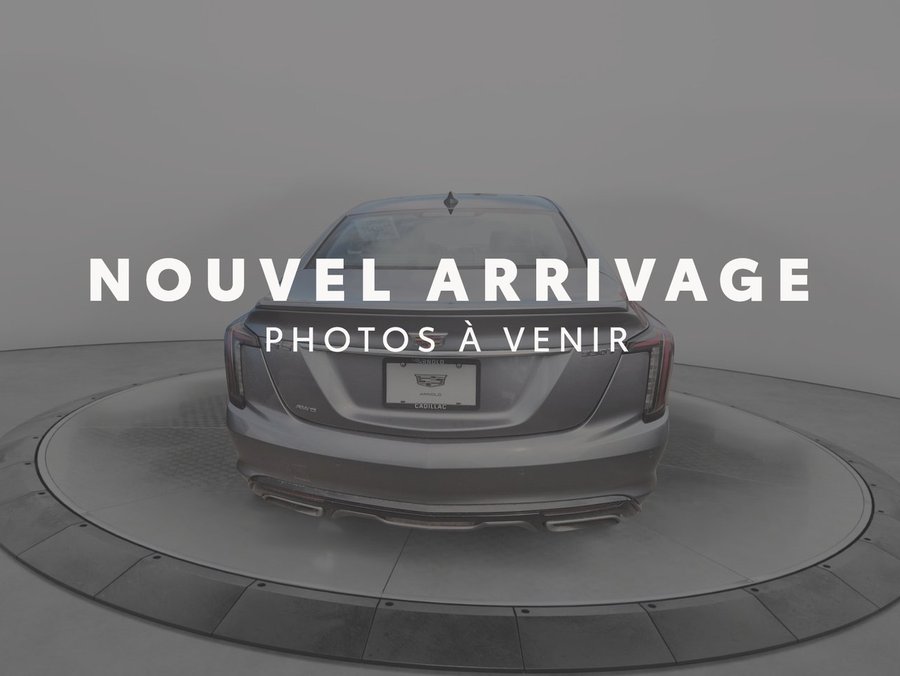 2022 Cadillac CT5 2022 Silver
