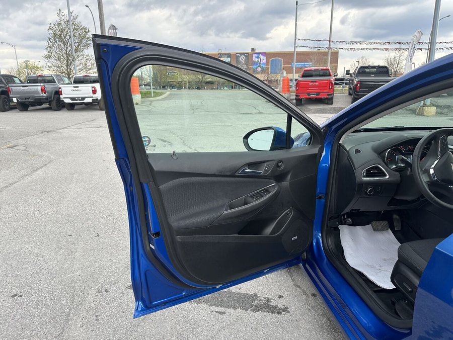 2017 CHEVROLET CRUZE LT 2017 Blue