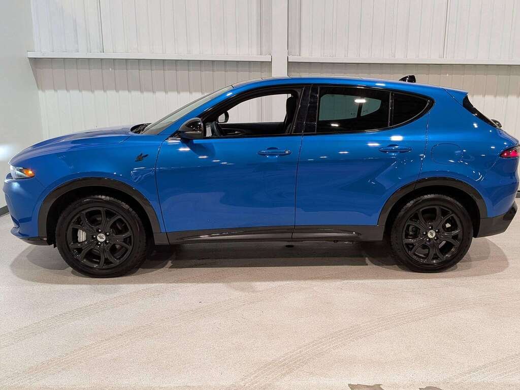 2024 Dodge Hornet R/T Plus PHEV EAWD *Ltd Avail* Blue Val-David - photo #2