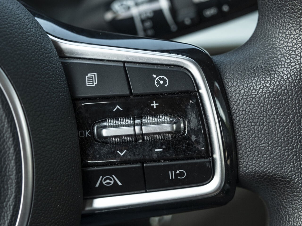 Kia Carnival 2024 Blanc Gatineau - photo #13