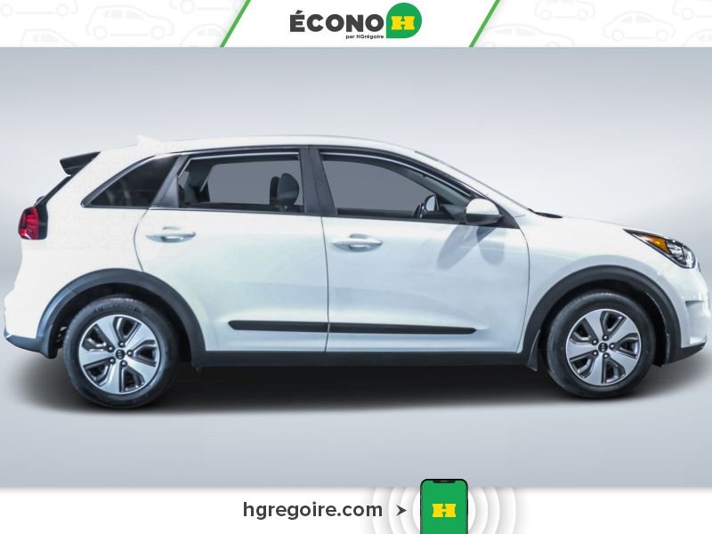 2018 Kia Niro White Laval - photo #8