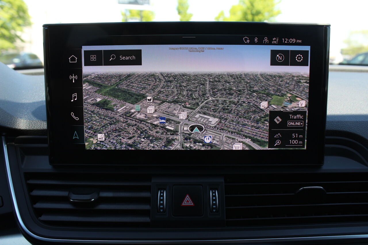 Audi Q5 VIN: WA1EABFY3N2063336 2022 Noir Sainte-Rose - photo #19