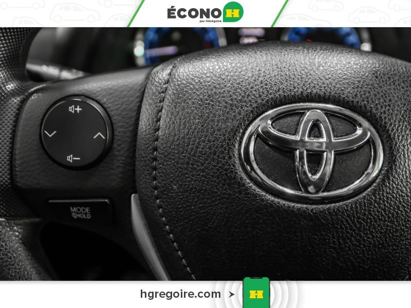 2017 Toyota Corolla Black Blainville - photo #13