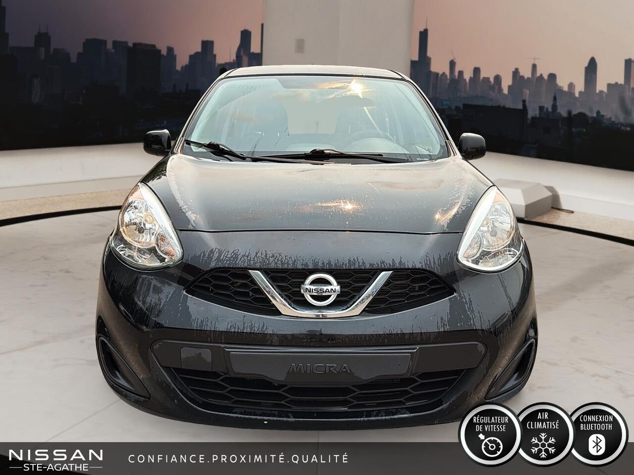 2017 Nissan Micra SV à hayon 4 portes BA Black Saint-Jérôme - photo #1