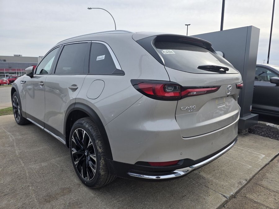 Mazda CX-90 hybride rechargeable 2026 2026 Quartz platine métallisé