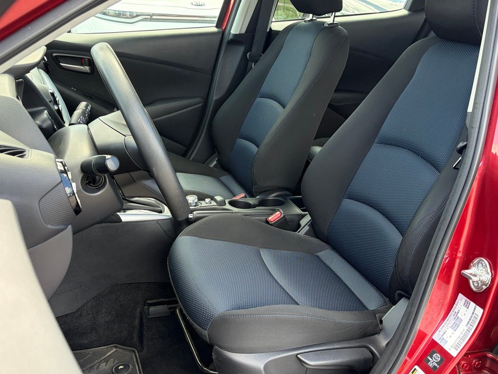 Toyota Yaris 2020 Rouge Gatineau - photo #12