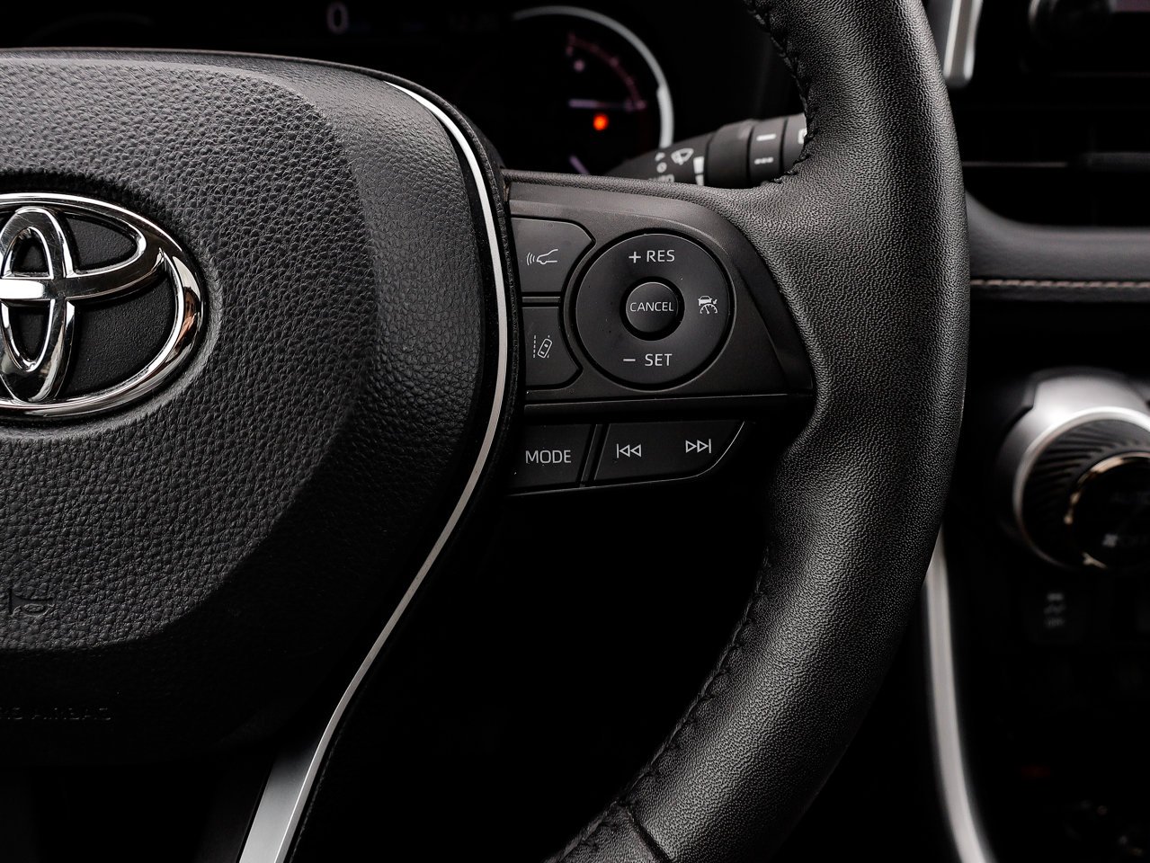 2024 Toyota RAV4 XLE AWD Black Sherwood Park - photo #22
