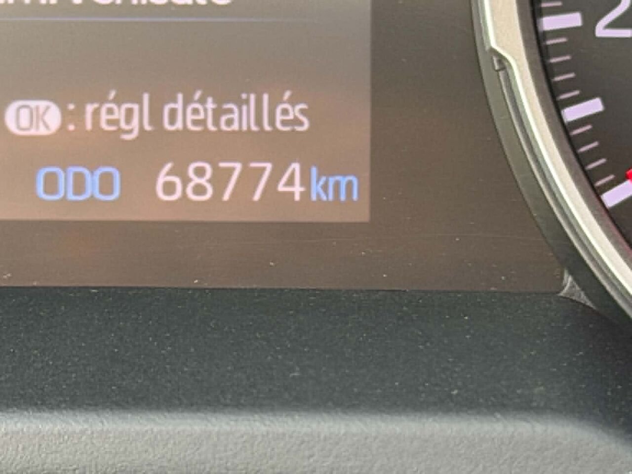 Toyota RAV4 u03090 | XLE TI 2021 Blanc Val-d'Or - photo #10