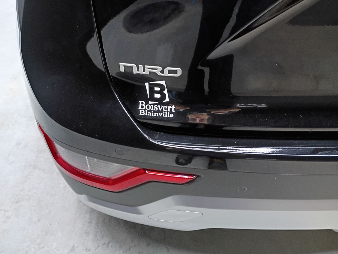 2025 Kia Niro Aurora Black Pearl Blainville - photo #10