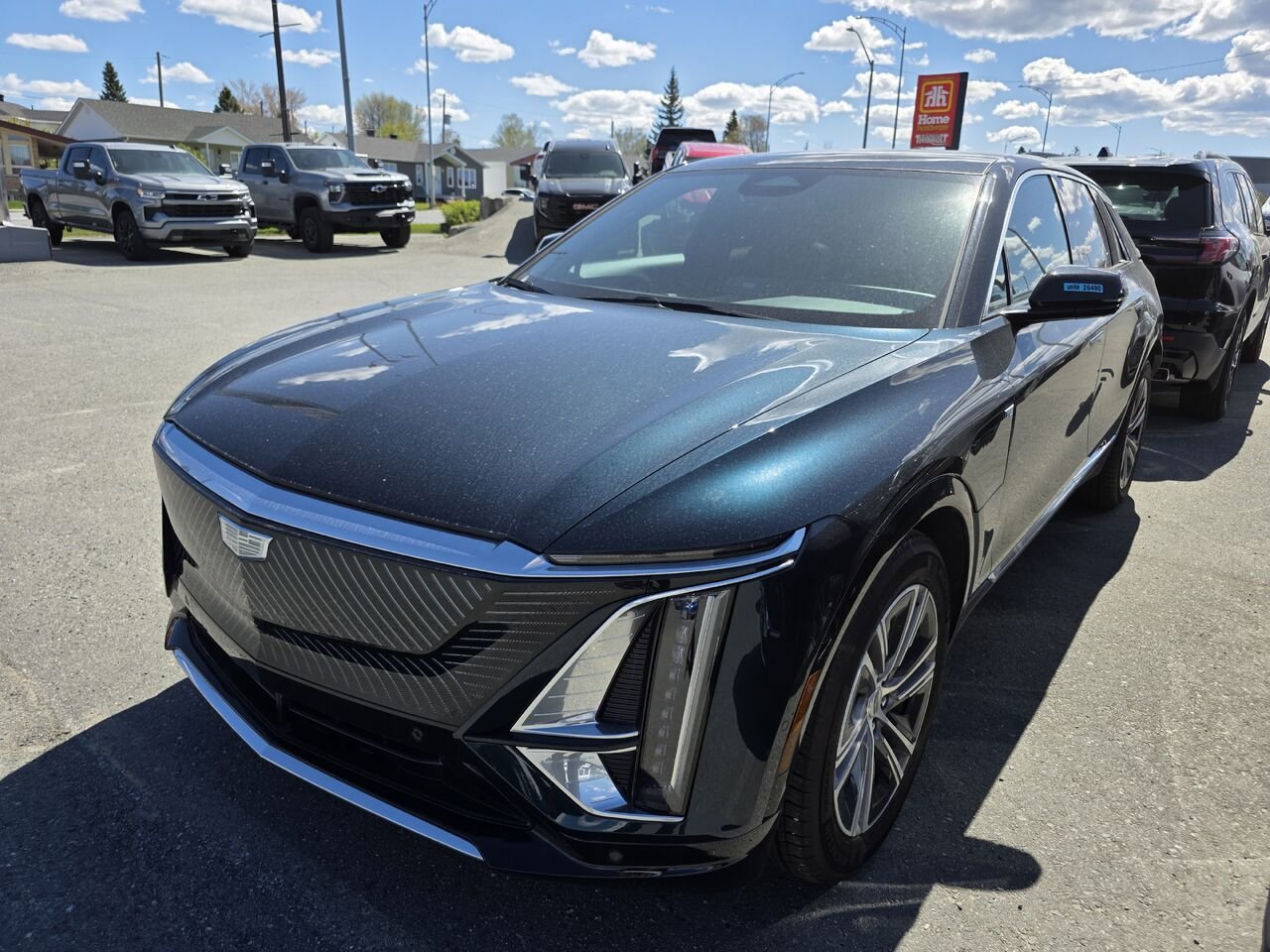 Cadillac LYRIQ Luxury 2026 Lac Emerald métallisé Rouyn-Noranda - photo #0