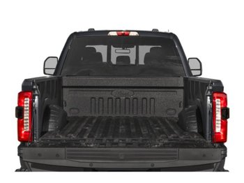 Ford Super Duty F-350 à roues arrière simples King Ranch