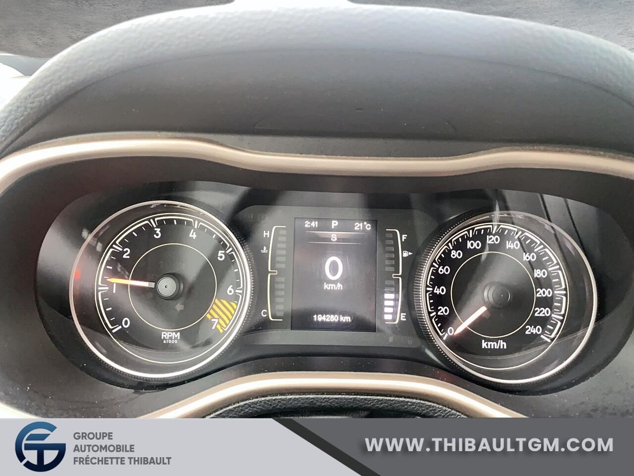 2014 JEEP CHEROKEE L 4 RM, 4 portes, North Red Montmagny - photo #11
