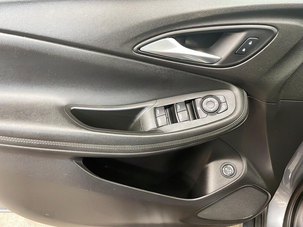 Buick ENCORE GX 2020 Gris Amos - photo #10