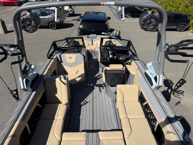2023 SUPER NAUTIQUE GS22 Beige Ste-Agathe des Monts - photo #11