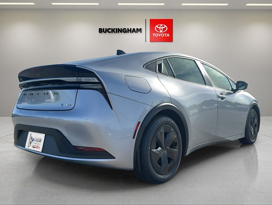 2026 TOYOTA Prius Plug-In Hybrid 2026 Wind Chill Pearl