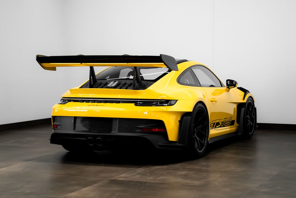 Porsche 911 GT3RS Weissach 2024 Jaune Kirkland - photo #4