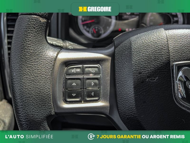 Ram 1500 D26061 | SLT 2023 Gris Laval - photo #18