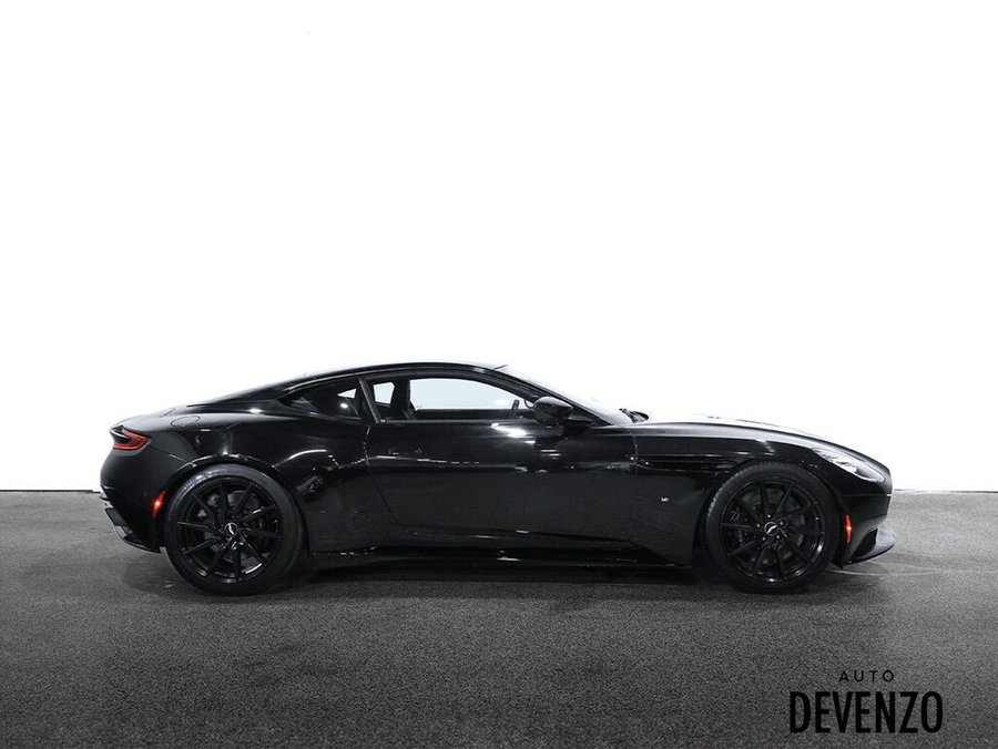 Aston Martin DB11 2017 2017 Noir