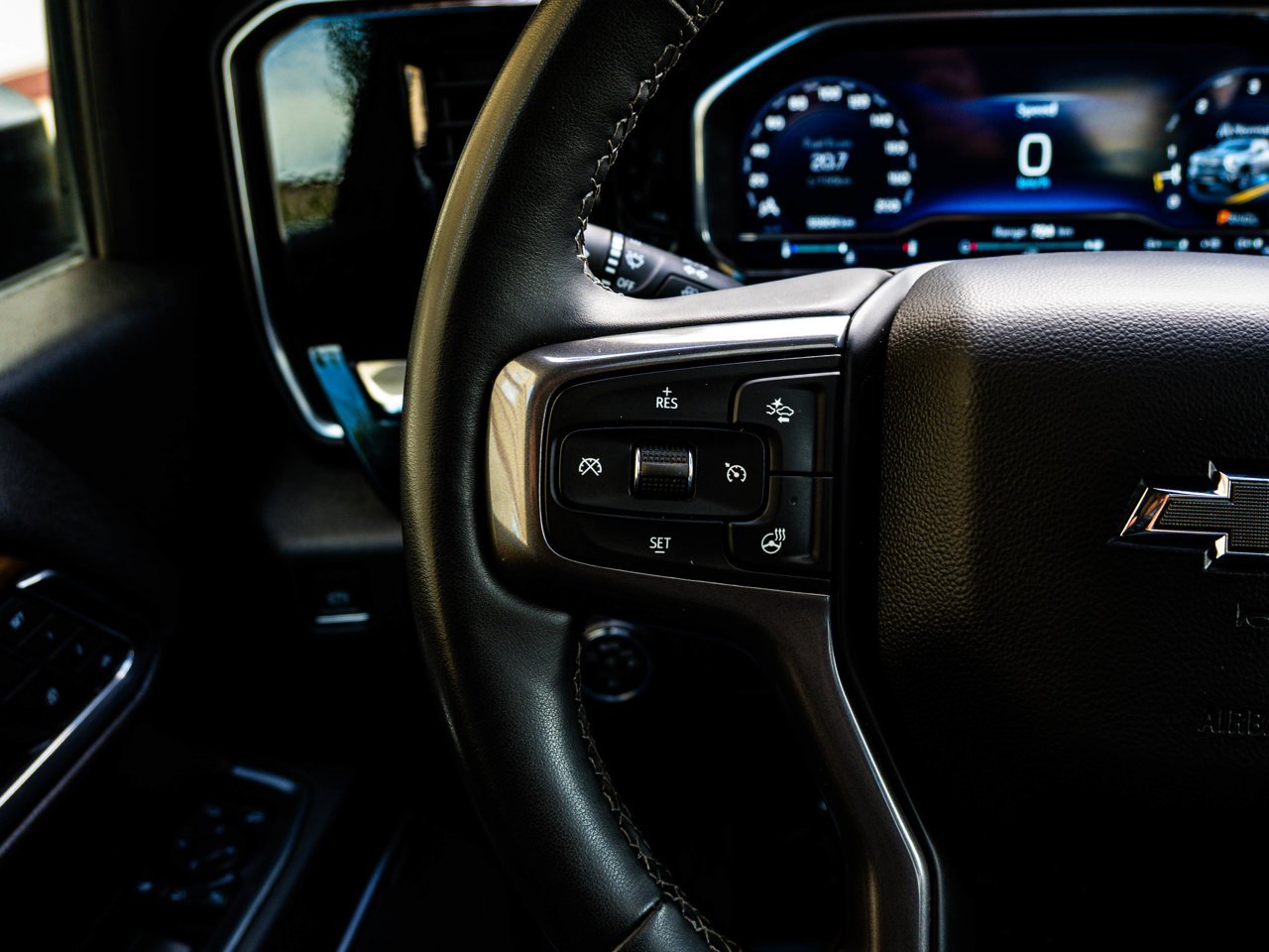 2024 Chevrolet Silverado 3500HD 4WD Crew Cab 159 High Country Black Sherwood Park - photo #22