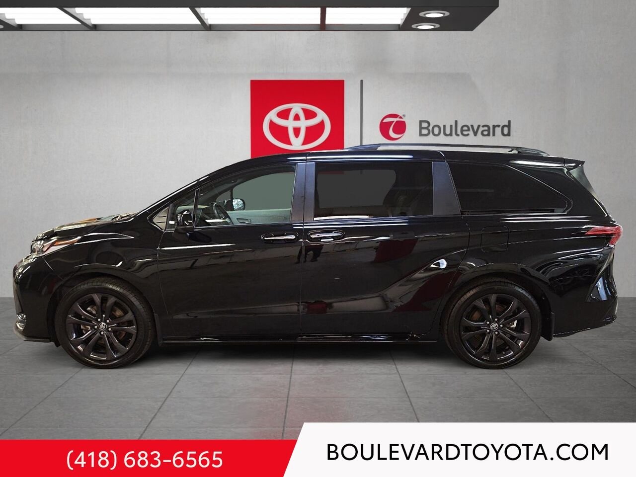 Toyota Sienna 99684A-77 | XSE, 7 places 2025 Noir Québec - photo #5
