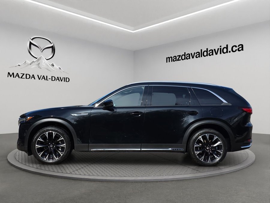 2026 Mazda CX-90 PHEV GT PHEV, toit pano, cuir, sièges ventilés Jet Black Mica