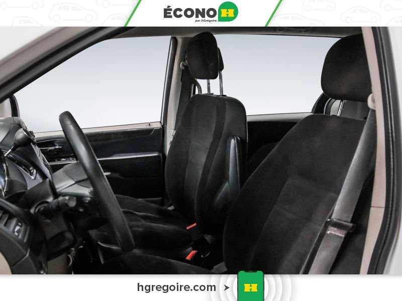 2019 Dodge GR Caravan White Blainville - photo #8