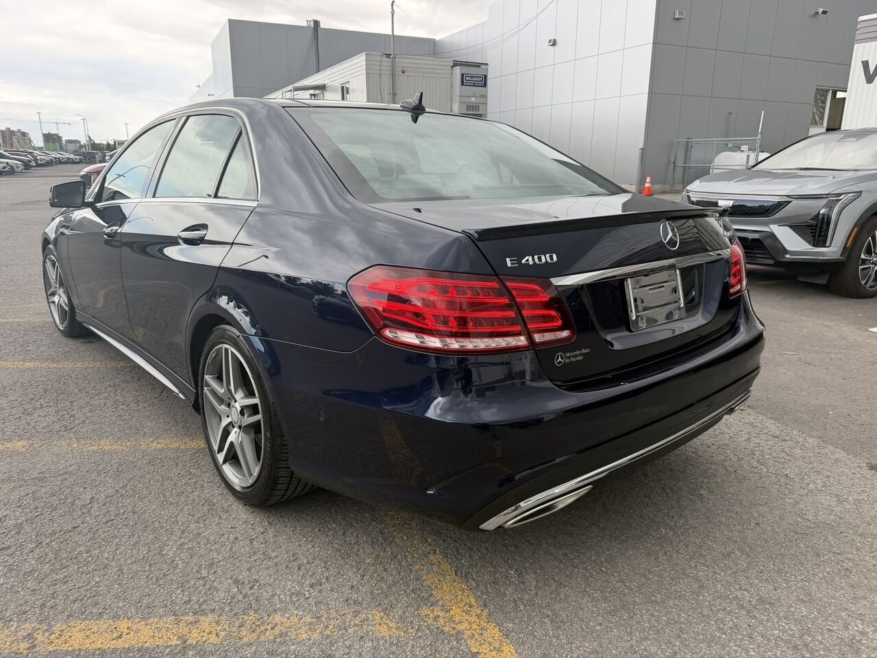 2016 Mercedes-Benz Classe-E E 400 4MATIC Blue Laval - photo #10