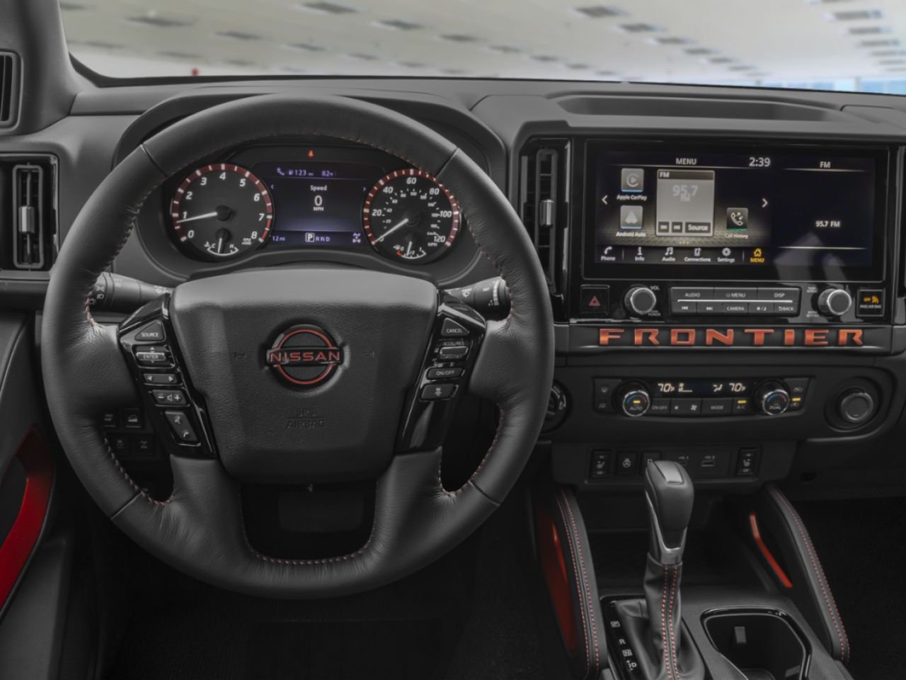 Nissan Frontier 2026 Super noir Saint-Basile-le-Grand - photo #6