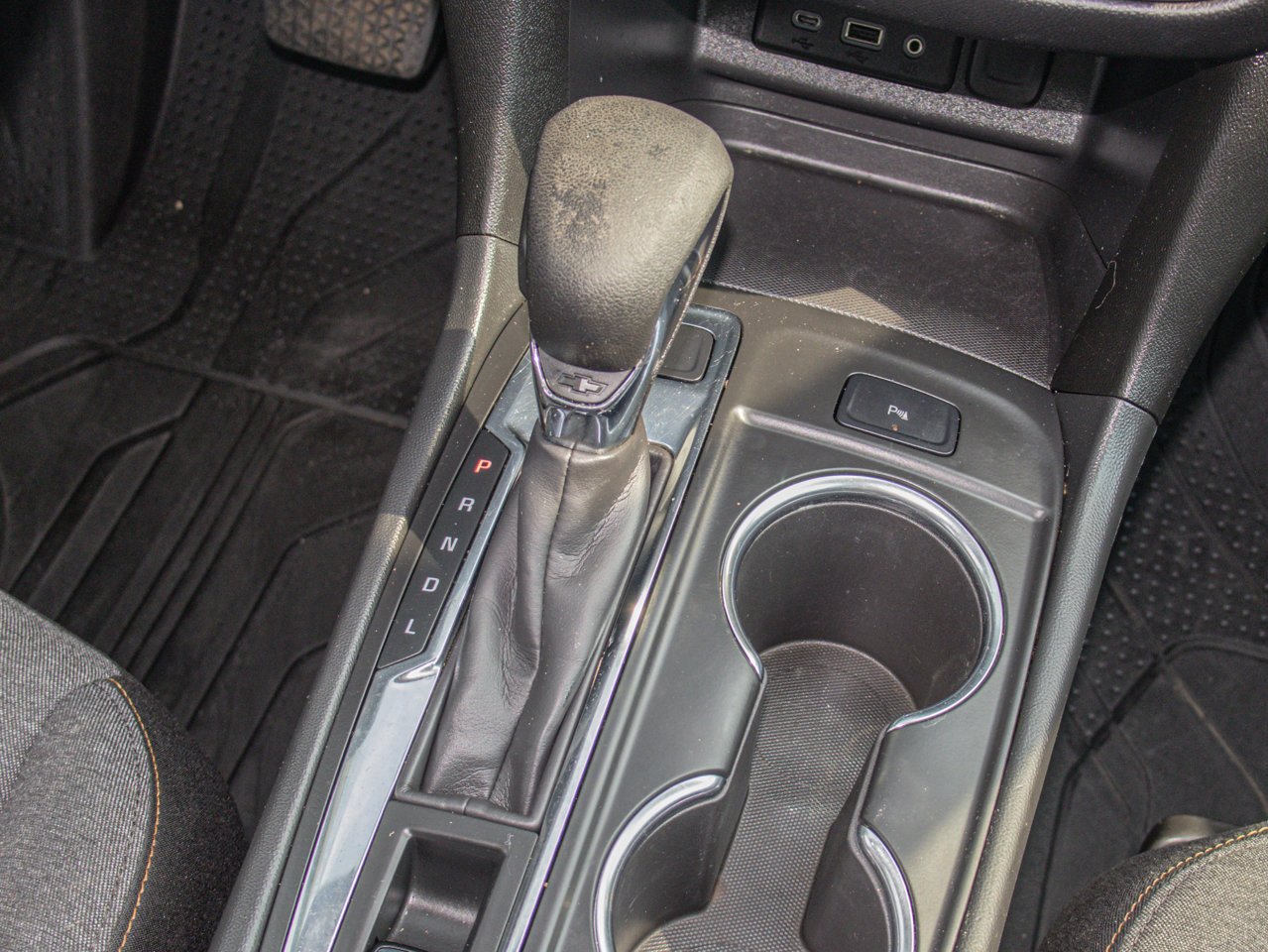 2022 Chevrolet Equinox AWD 4dr LT w/1LT White Sherwood Park - photo #29