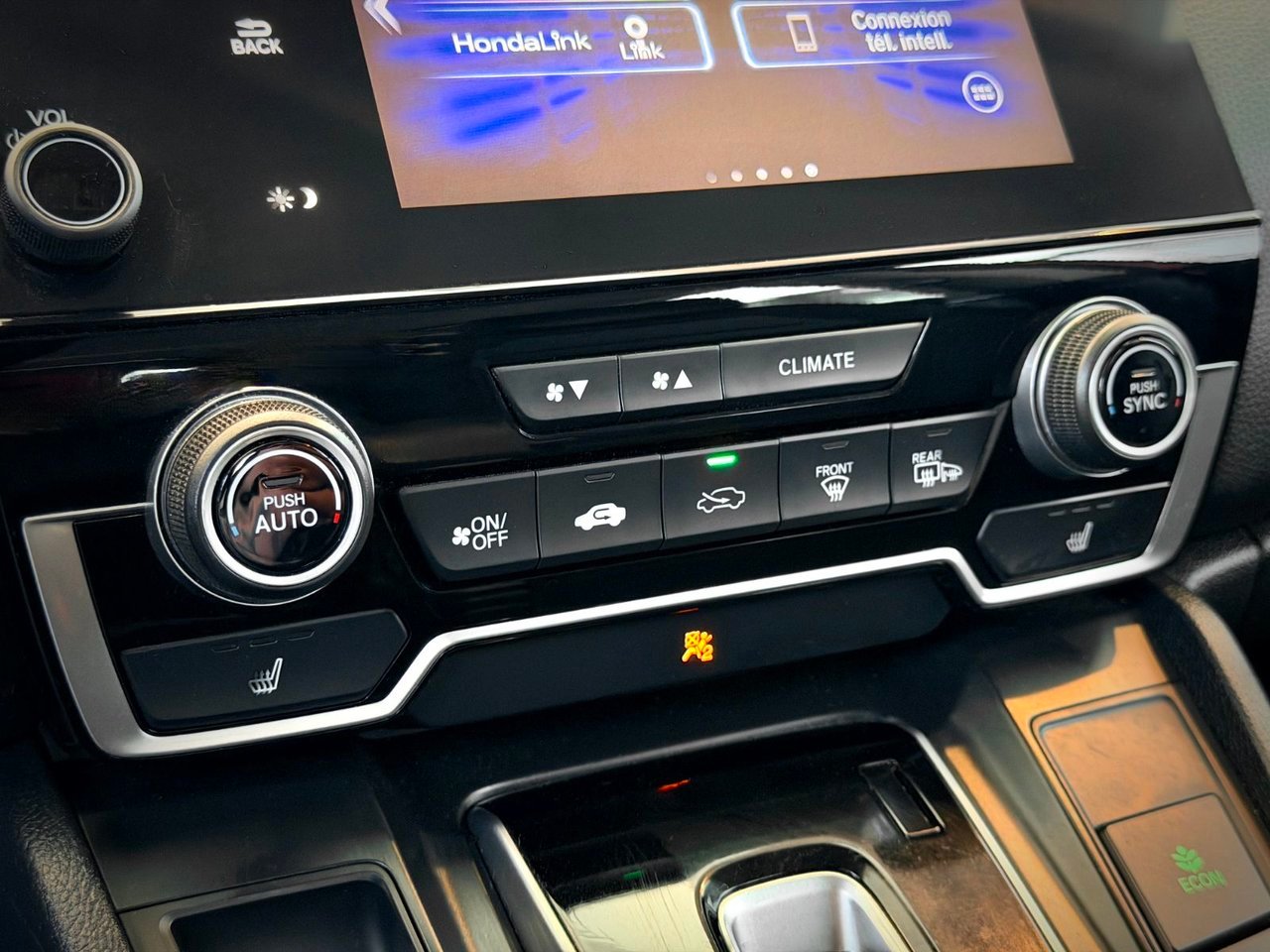 2017 Honda CR-V Red Notre-Dame-des-Prairies - photo #26