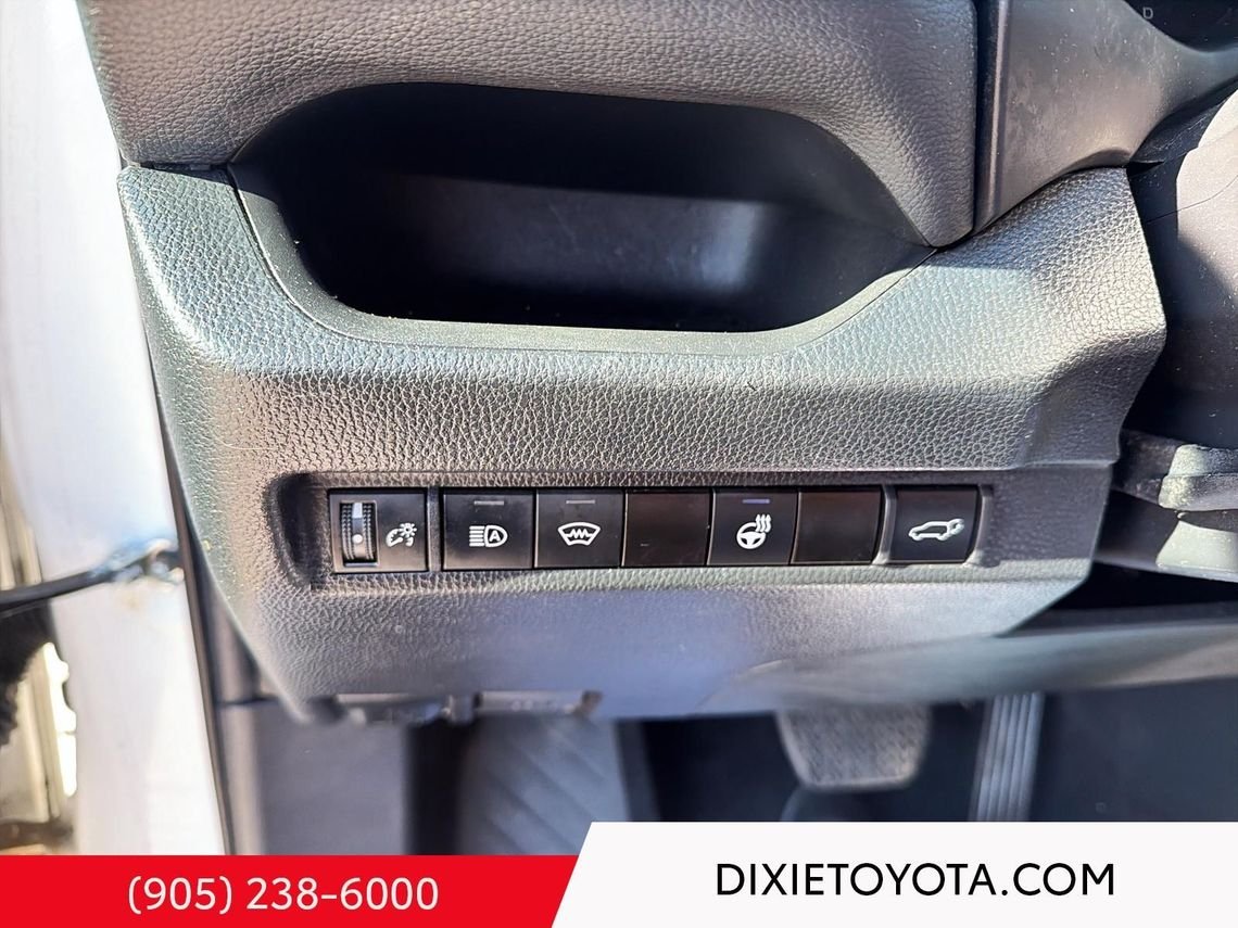 2024 Toyota RAV4 Power Sunroof, Heated Seats, Alloy Wheels, Heated Steering Wheel, Bluetooth White Mississauga - photo #22