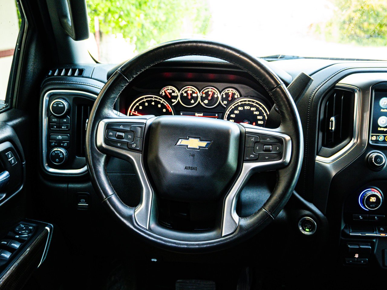 2022 Chevrolet Silverado 1500 LTD 4WD Crew Cab 147 LT Black Sherwood Park - photo #30