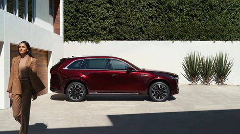 10 raisons de choisir un Mazda CX-90 2026 plutôt qu&rsquo;un Hyundai Santa Fe 2026