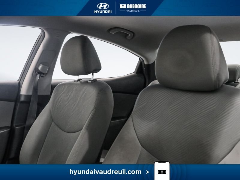 2013 Hyundai Elantra Black Laval - photo #13