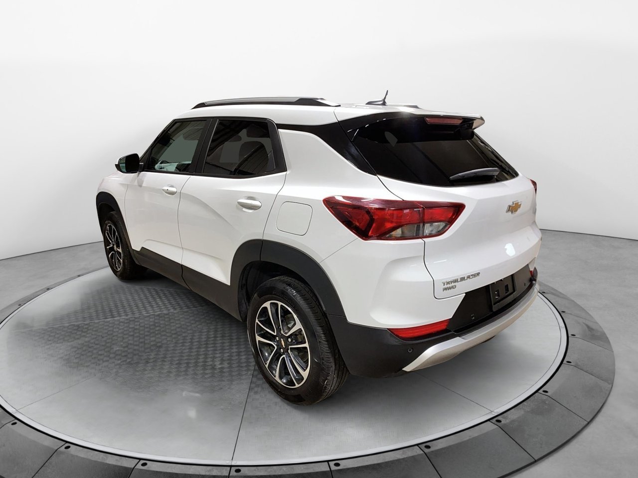 Chevrolet Trailblazer LT 2024 Blanc Baie-Comeau - photo #3