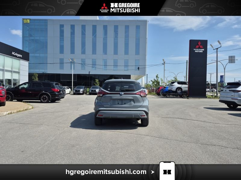 2021 Nissan Kicks Grey Blainville - photo #8