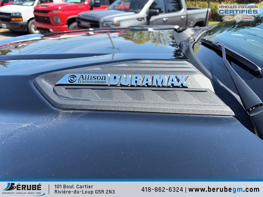 CHEVROLET SILVERADO 2500 CAISSE STANDARD DE 6 PIED 2024 2024 Noir