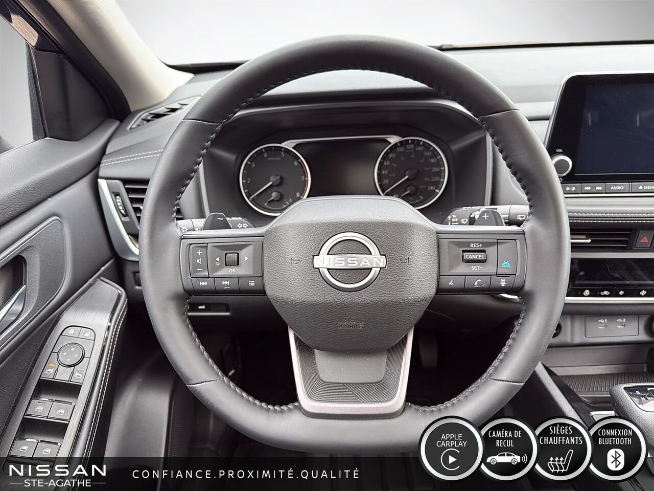 Nissan Rogue SV TI avec ensemble toit ouvrant 2025 Bleu Saint-Jérôme - photo #10