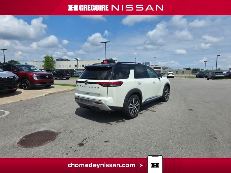Nissan Pathfinder 2024 Blanc Laval - photo #10