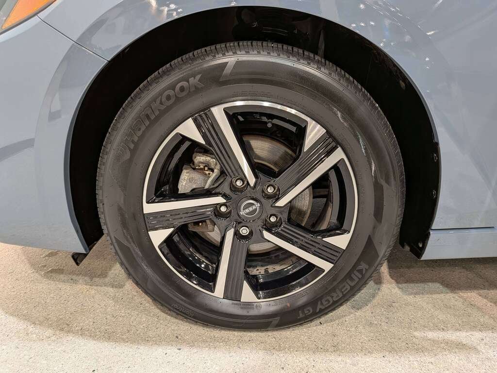 2024 Nissan Sentra SV CVT Grey Val-David - photo #33