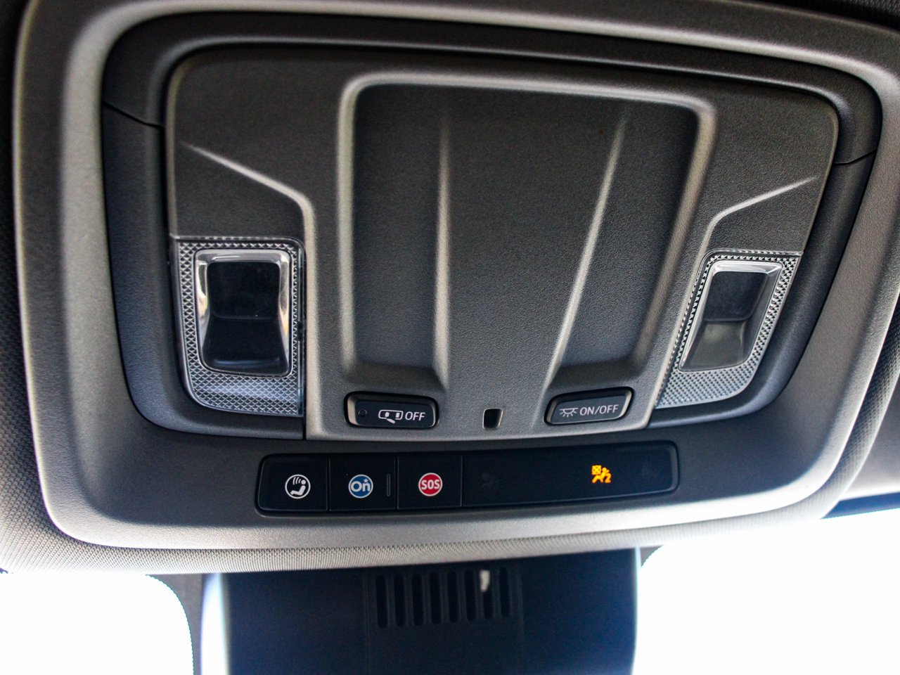 2024 GMC Sierra 1500 4WD Crew Cab 147 Pro Black Sherwood Park - photo #25