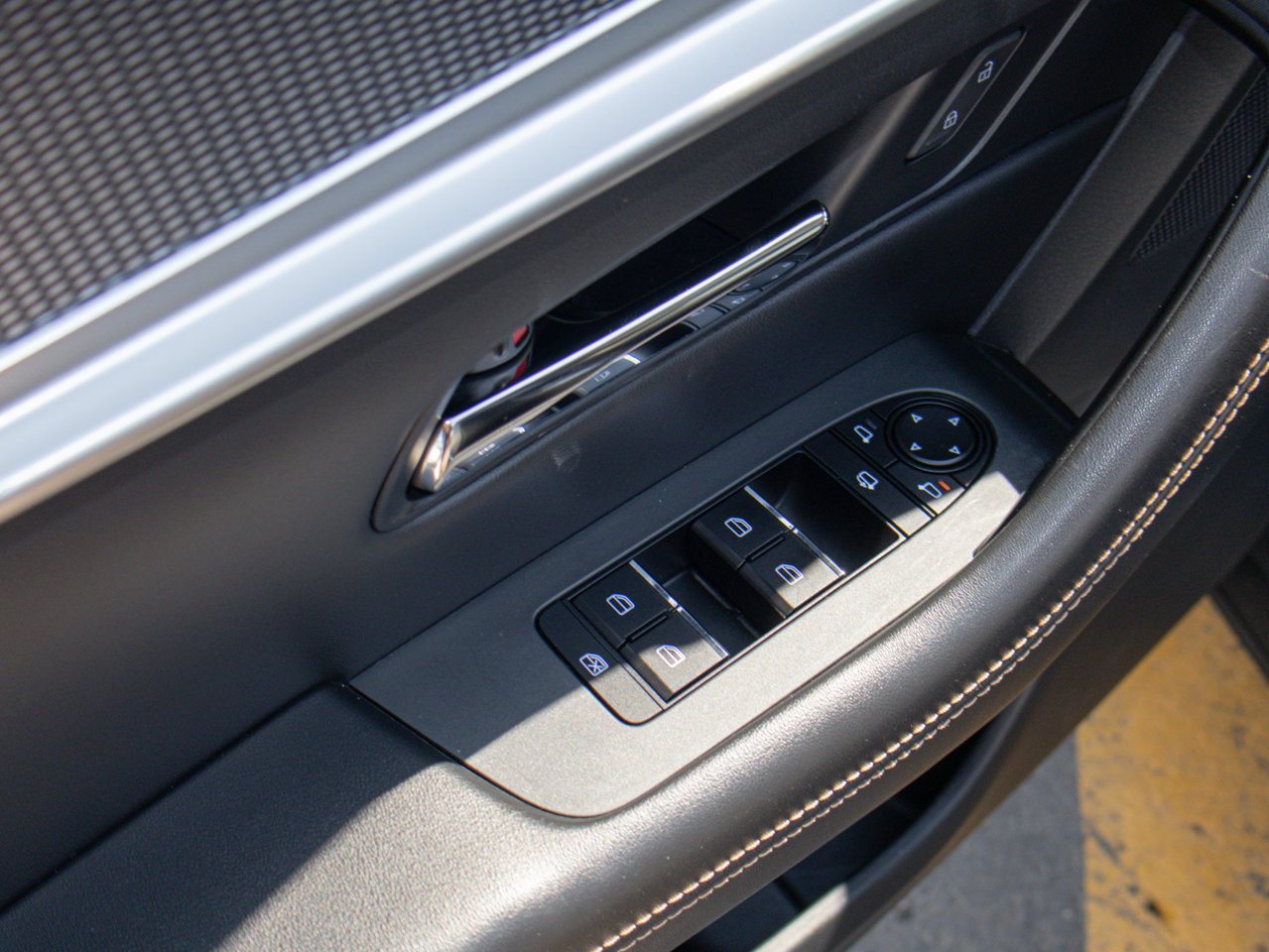 2025 Mazda CX-90 MHEV GT AWD Grey Sherwood Park - photo #20