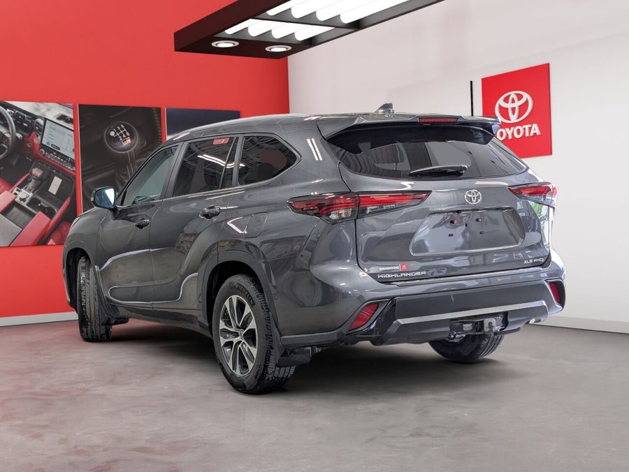 Toyota Highlander 2024 2024 Gris magnétique métallisé