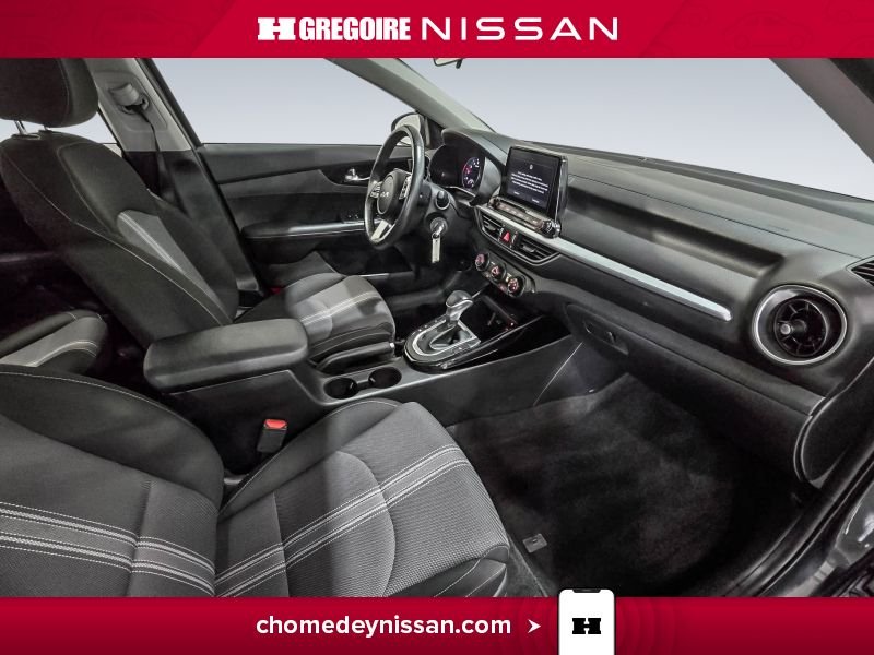 2023 Kia Forte Grey Blainville - photo #22