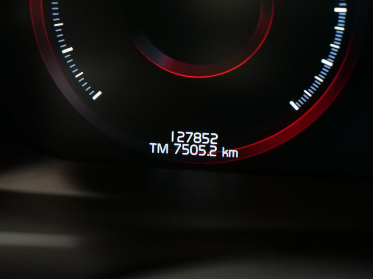Volvo XC90 T6 R-DESIGN CONVENIENCE AFFICH. TÊTE HAUTE POLESTAR OPTIMISATION 2017 Noir Montréal - photo #10