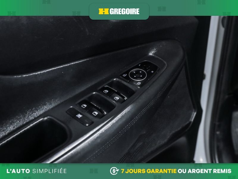 2020 Hyundai Santa Fe White Saint-Eustache - photo #15