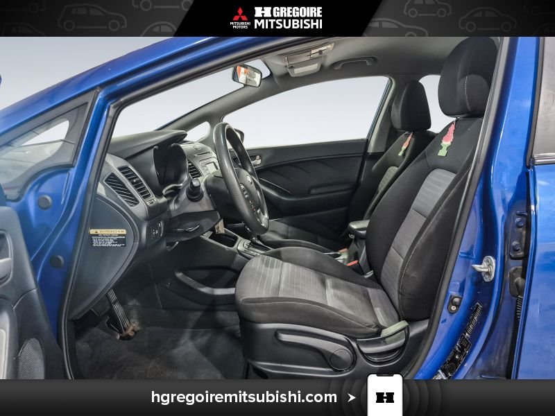 Kia Forte 2015 Bleu Laval - photo #14
