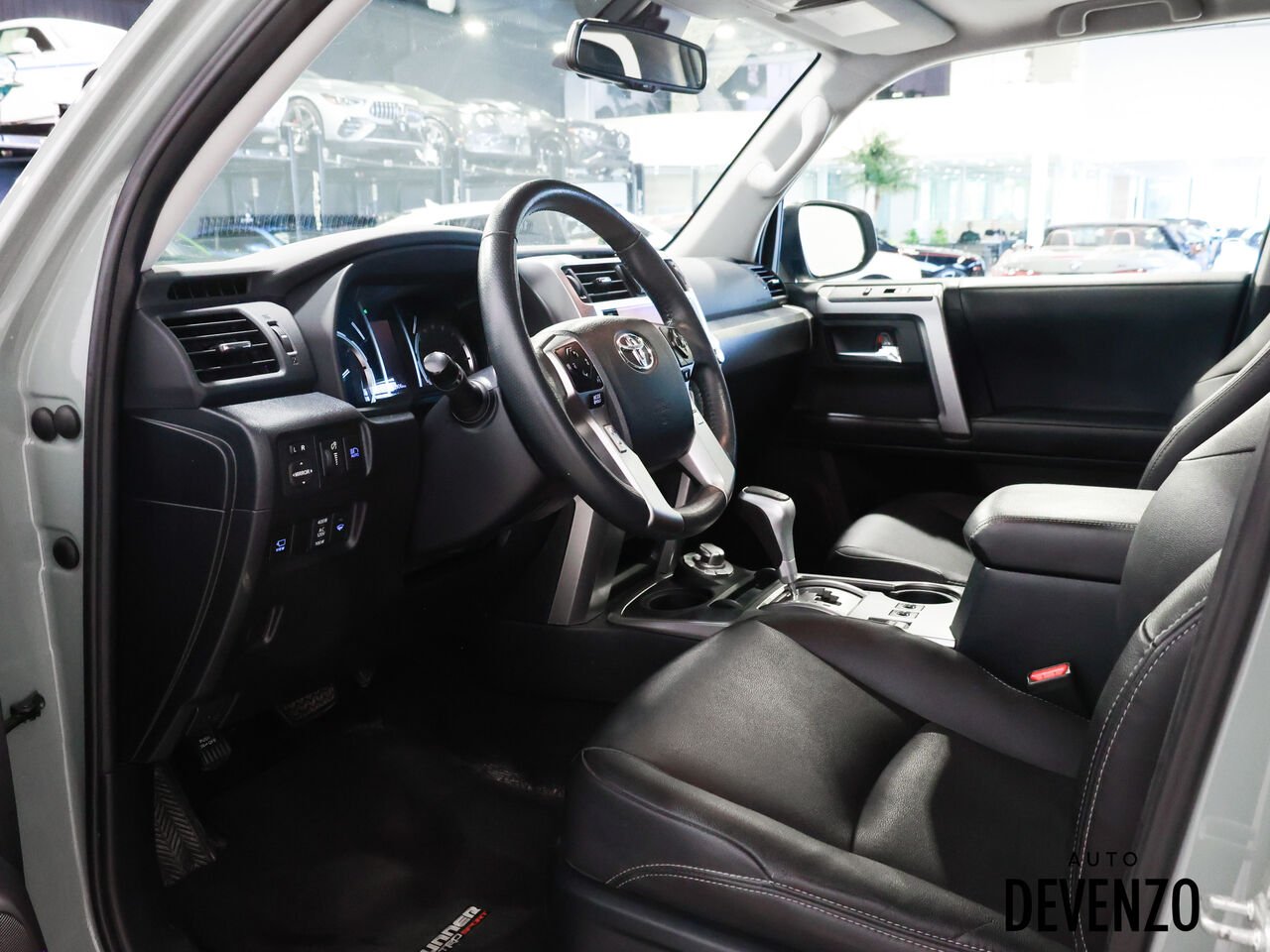 2022 Toyota 4Runner Grey Saint-Eustache - photo #11