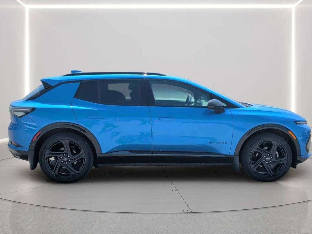 2024 Chevrolet Equinox Blue Gatineau - photo #5