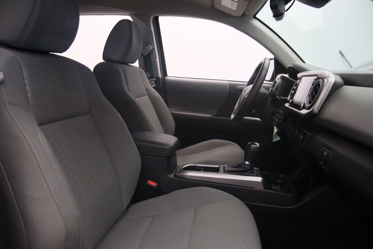 2020 Toyota Tacoma VIN 5TFDZ5BN4LX050456 Grey Baie-Comeau - photo #15